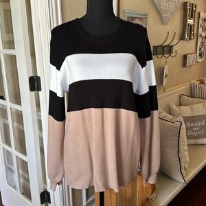 EUC-Only worn once for family pictures.